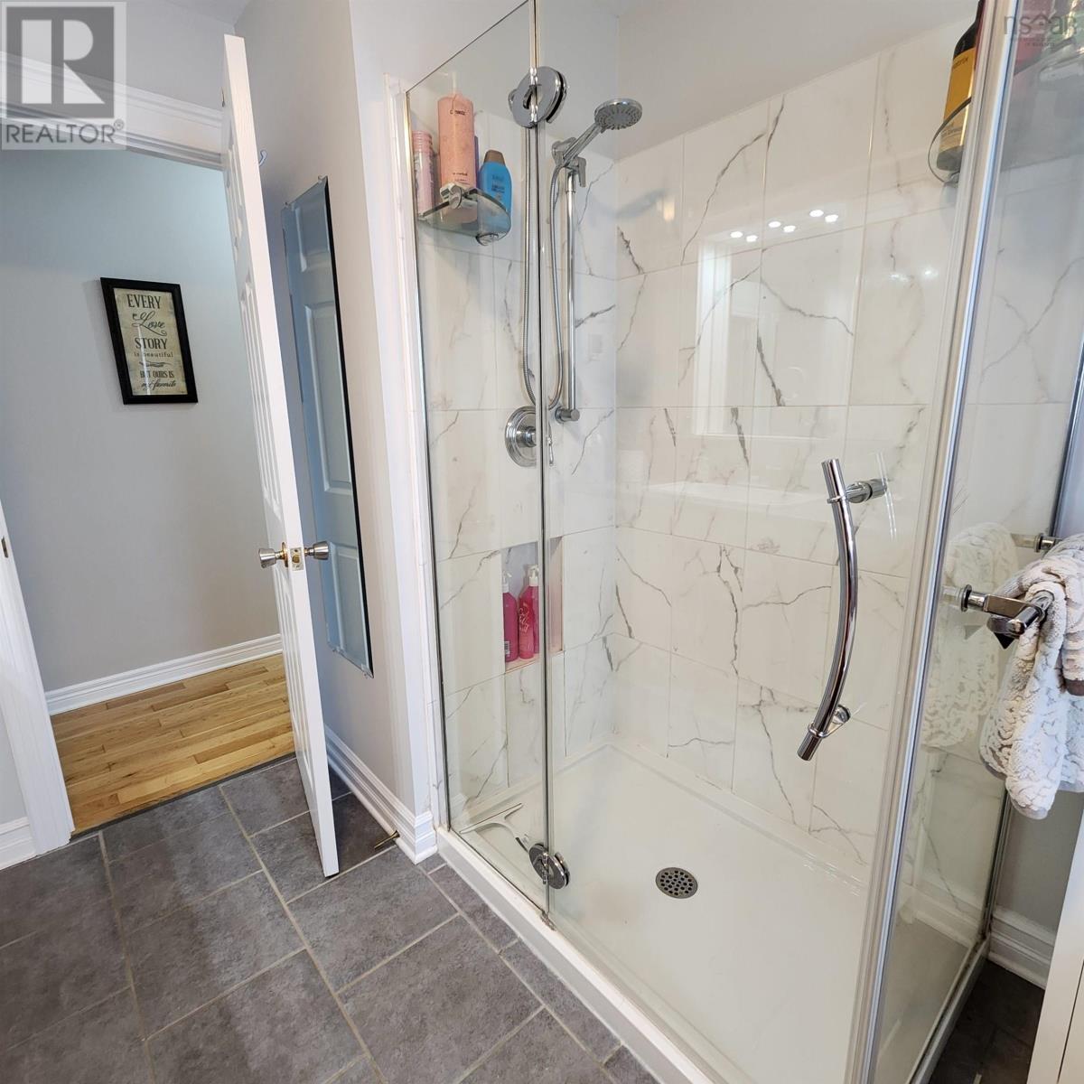 38 Water Street, Glace Bay, Nova Scotia  B1A 1R3 - Photo 14 - 202505510