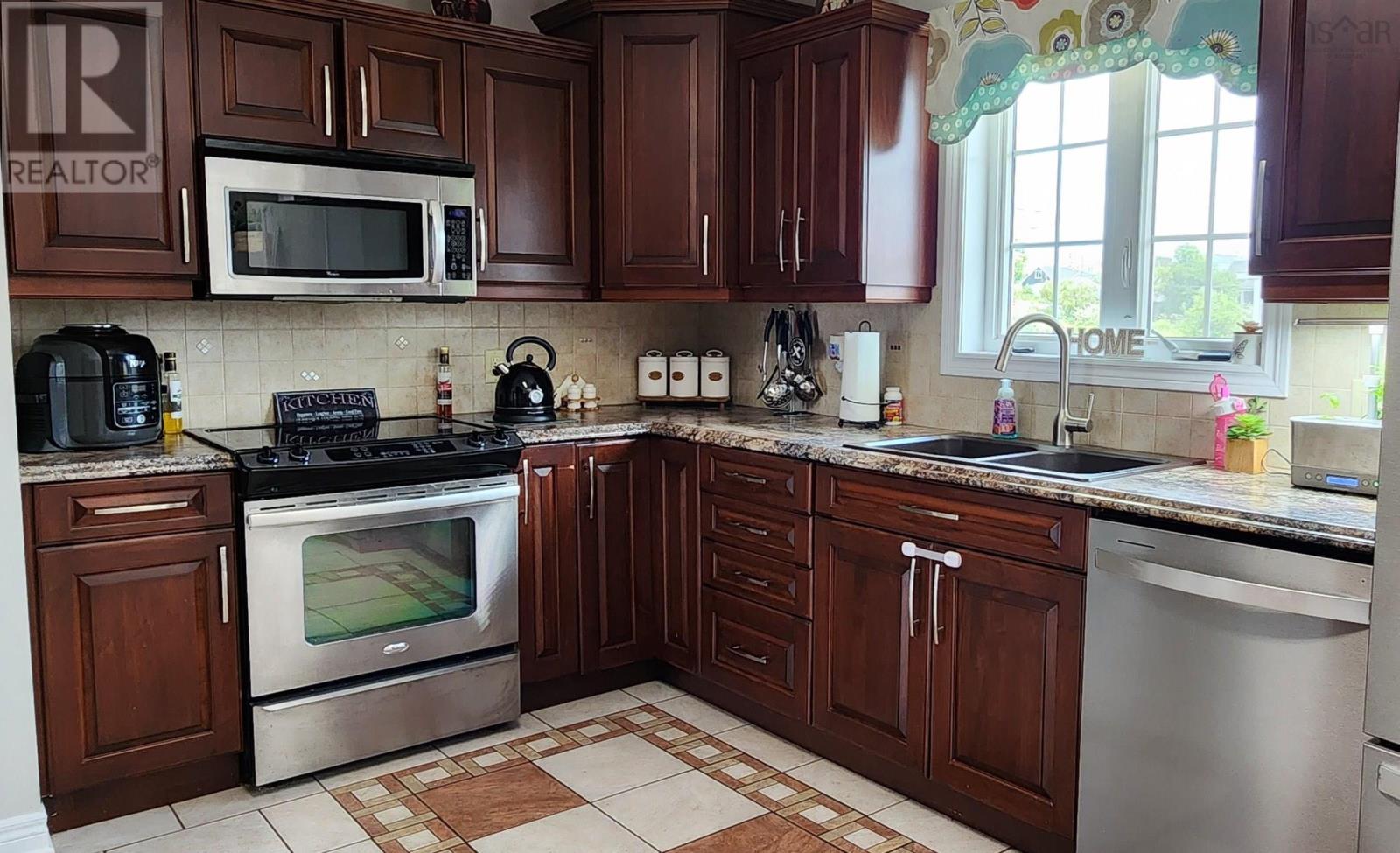 38 Water Street, Glace Bay, Nova Scotia  B1A 1R3 - Photo 19 - 202505510