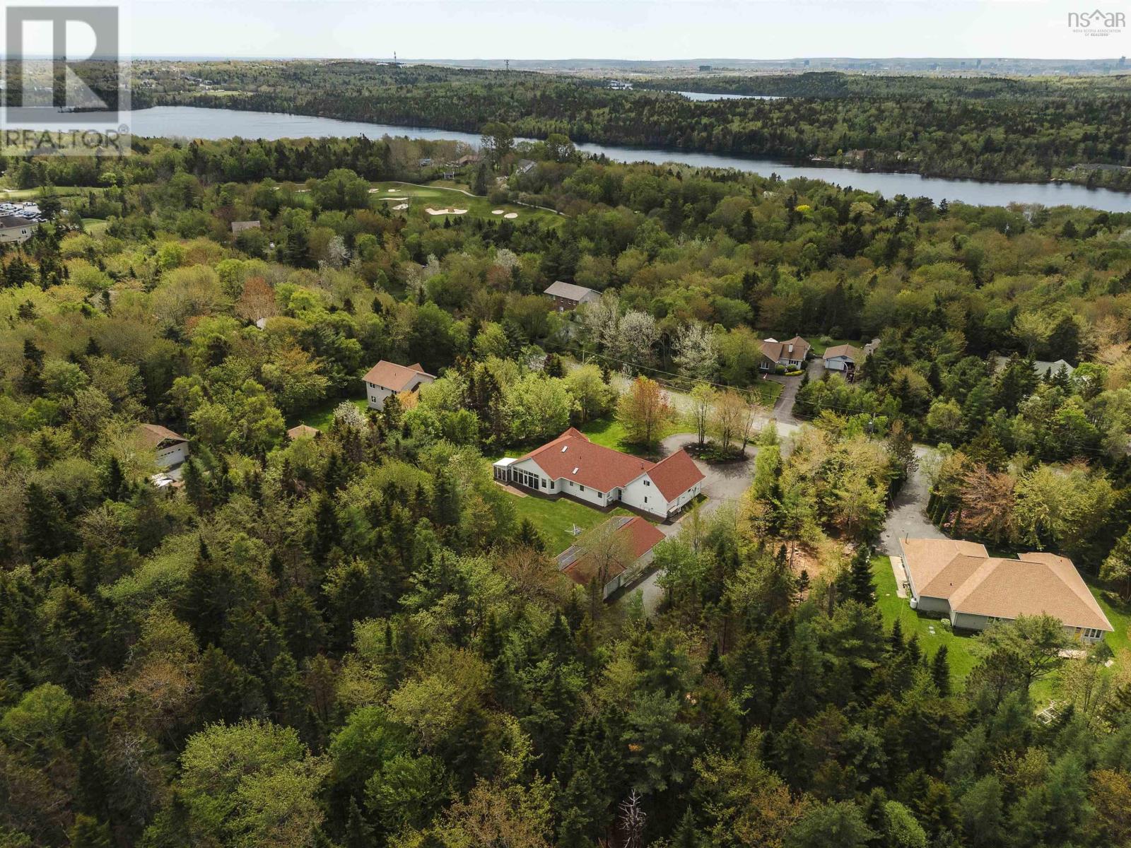 137 Lochmoor Lane, Lake Loon, Nova Scotia  B2W 6C8 - Photo 3 - 202505511