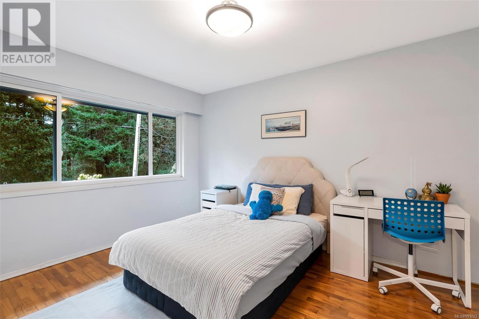 2901 Sea Point Dr, Saanich real estate listing 991753 for sale