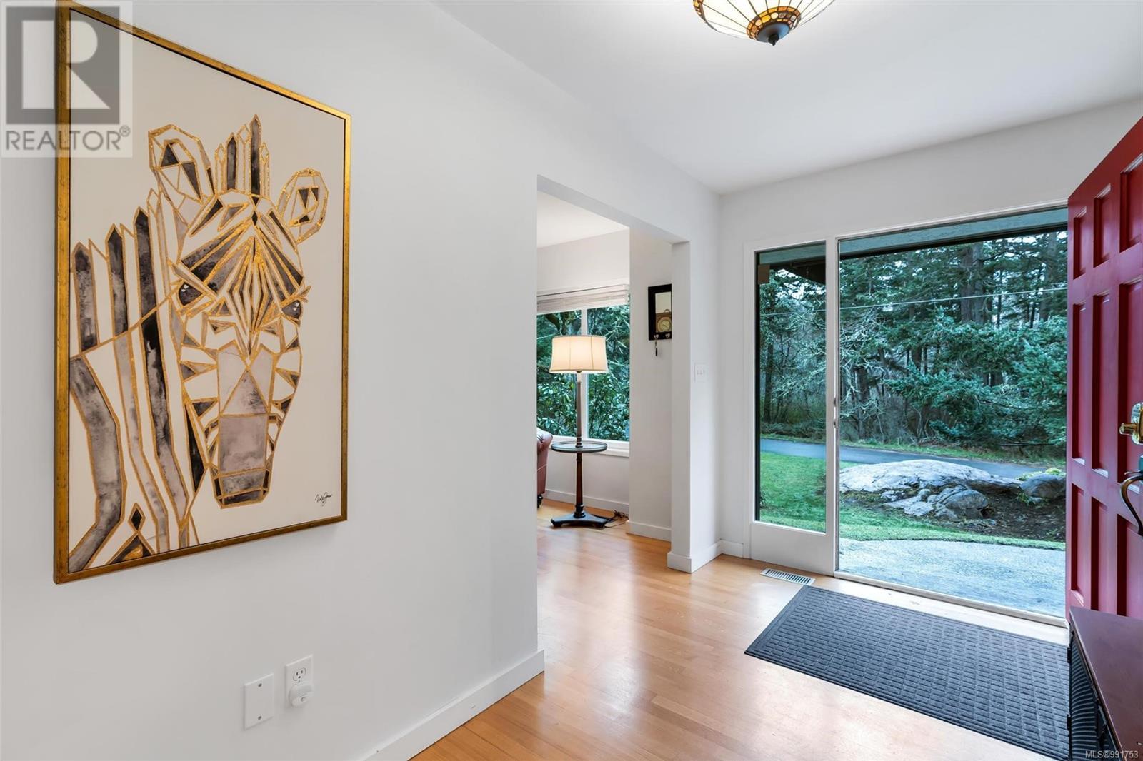 Property at 2901 Sea Point Dr image 2