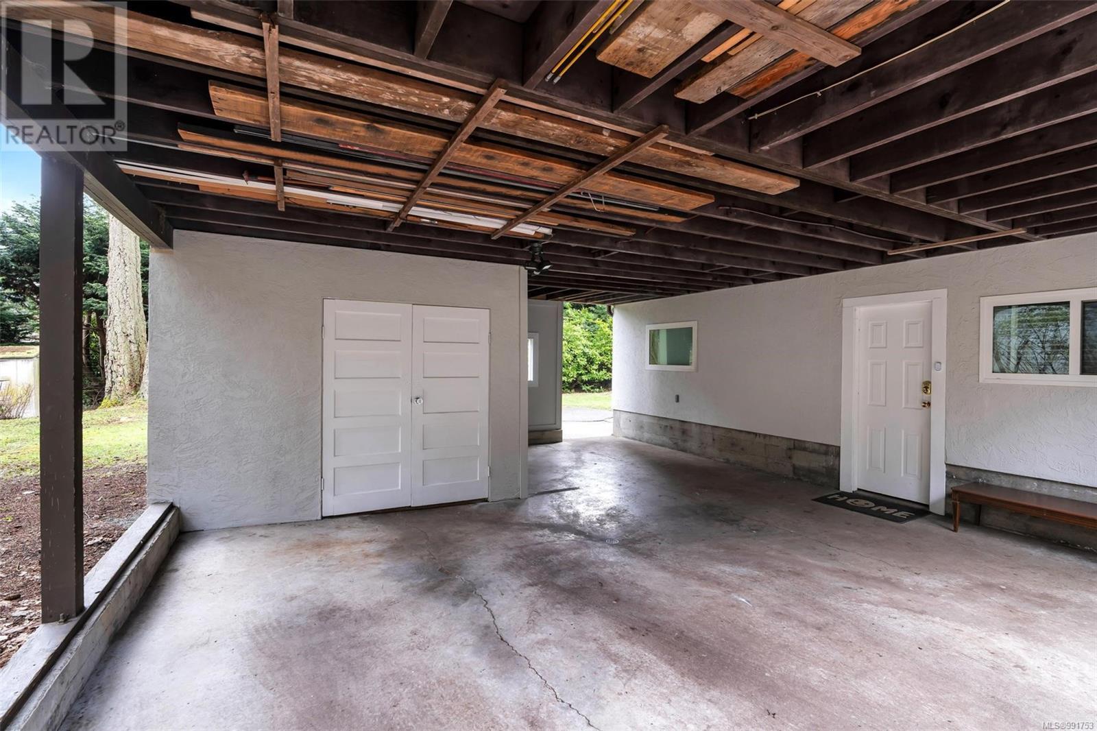 2901 Sea Point Dr, Saanich real estate listing 991753 for sale