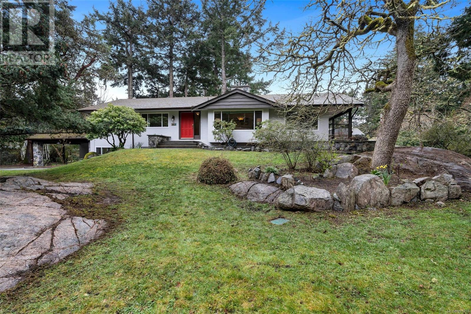 2901 Sea Point Dr, Saanich real estate listing 991753 for sale