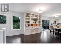2901 Sea Point Dr, Saanich property photo listing 991753 for sale