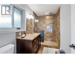 2901 Sea Point Dr, Saanich property photo listing 991753 for sale