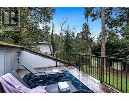 2901 Sea Point Dr, Saanich property photo listing 991753 for sale