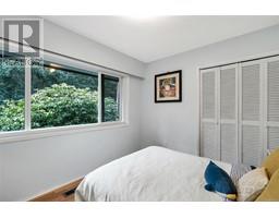 2901 Sea Point Dr, Saanich property photo listing 991753 for sale