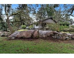 2901 Sea Point Dr, Saanich property photo listing 991753 for sale