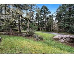 2901 Sea Point Dr, Saanich property photo listing 991753 for sale