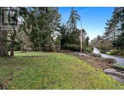 2901 Sea Point Dr, Saanich property photo listing 991753 for sale