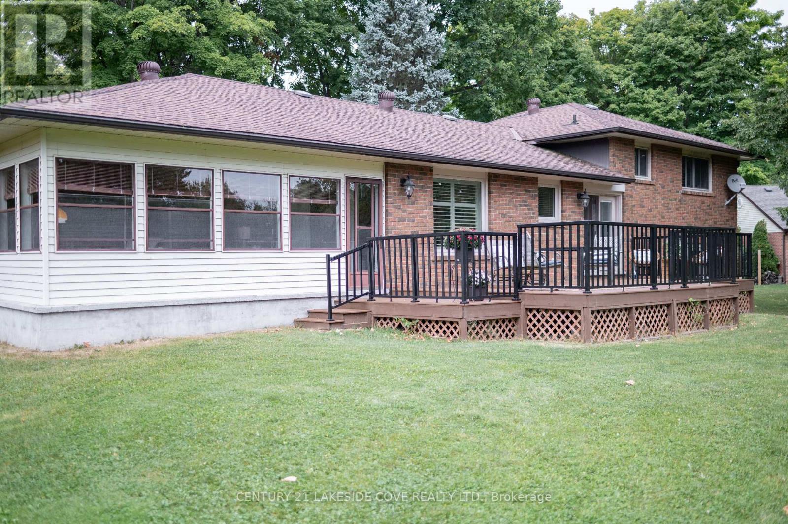 27 Thicketwood Place, Ramara, Ontario  L0K 1B0 - Photo 34 - S12034306