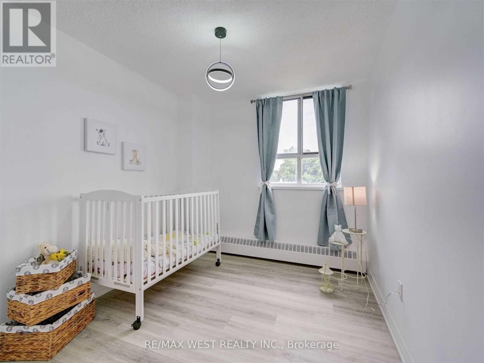 411 - 1615 Bloor Street, Mississauga, Ontario  L4X 1S2 - Photo 21 - W12034268