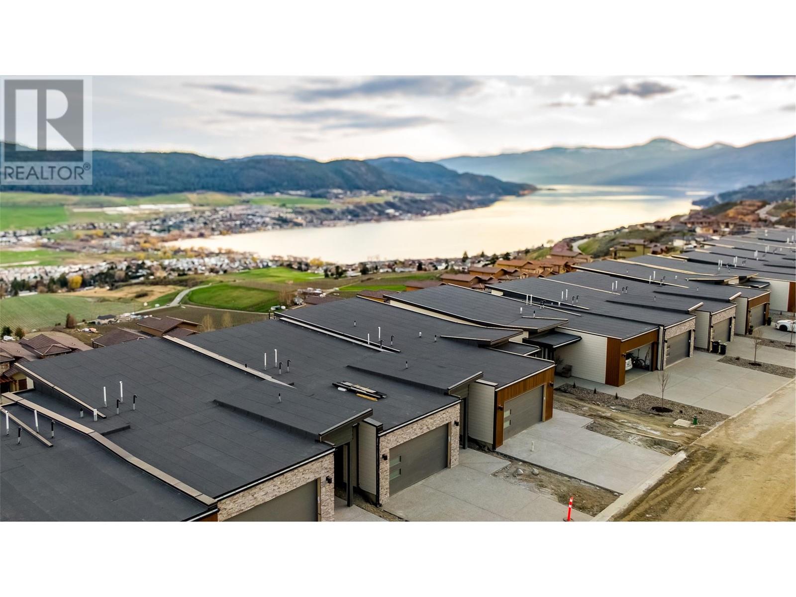7735 Okanagan Hills Boulevard Unit# 68, Vernon, British Columbia  V1H 0A7 - Photo 1 - 10339833