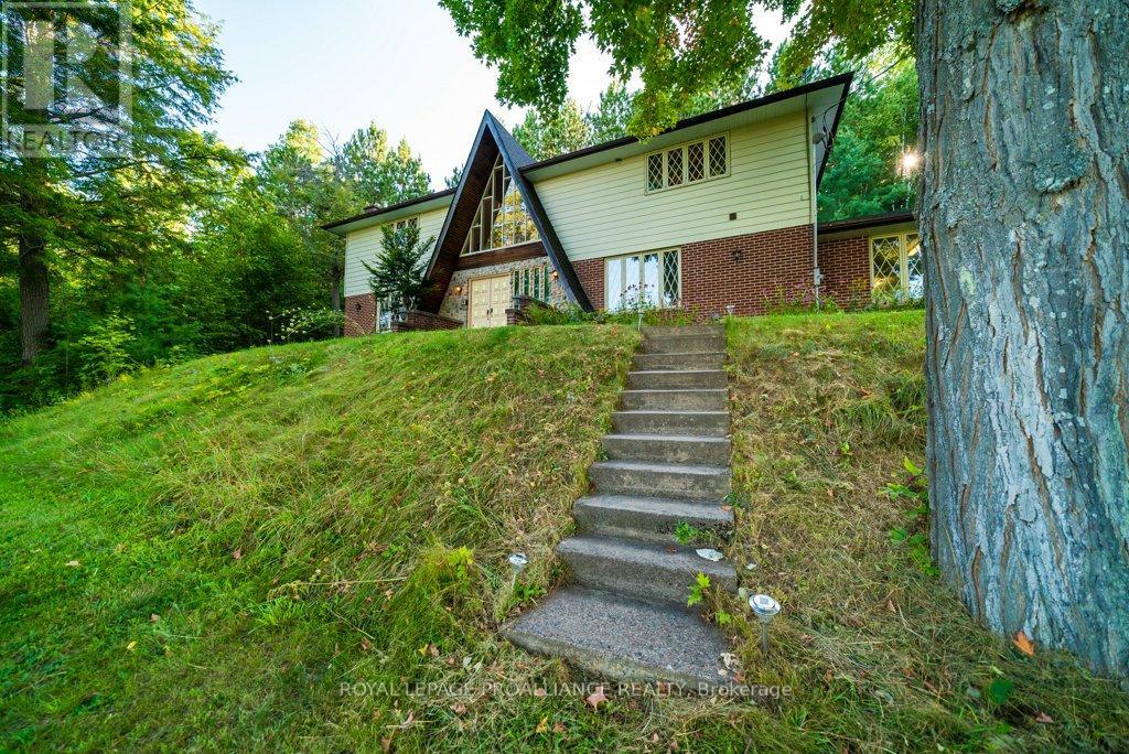 17100 Highway 41, Addington Highlands (62 - Addington Highlands), Ontario  K0H 1K0 - Photo 14 - X12034401