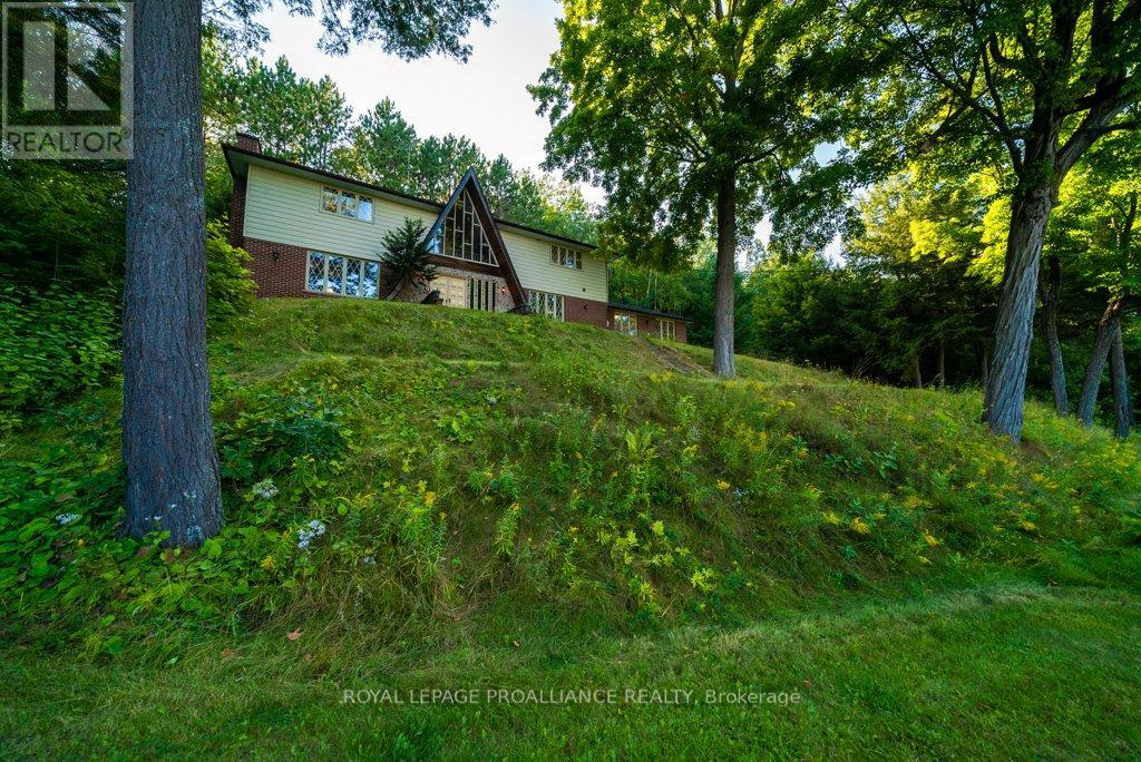 17100 Highway 41, Addington Highlands (62 - Addington Highlands), Ontario  K0H 1K0 - Photo 8 - X12034401