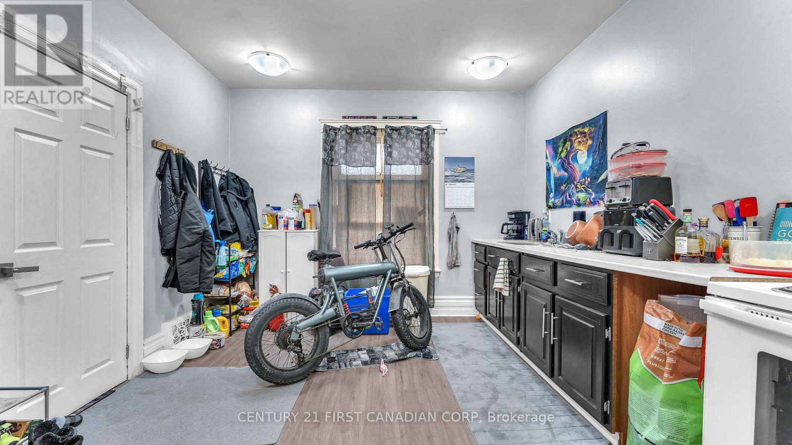 451 Hamilton Road, London East, Ontario  N5Z 1S2 - Photo 6 - X12034414