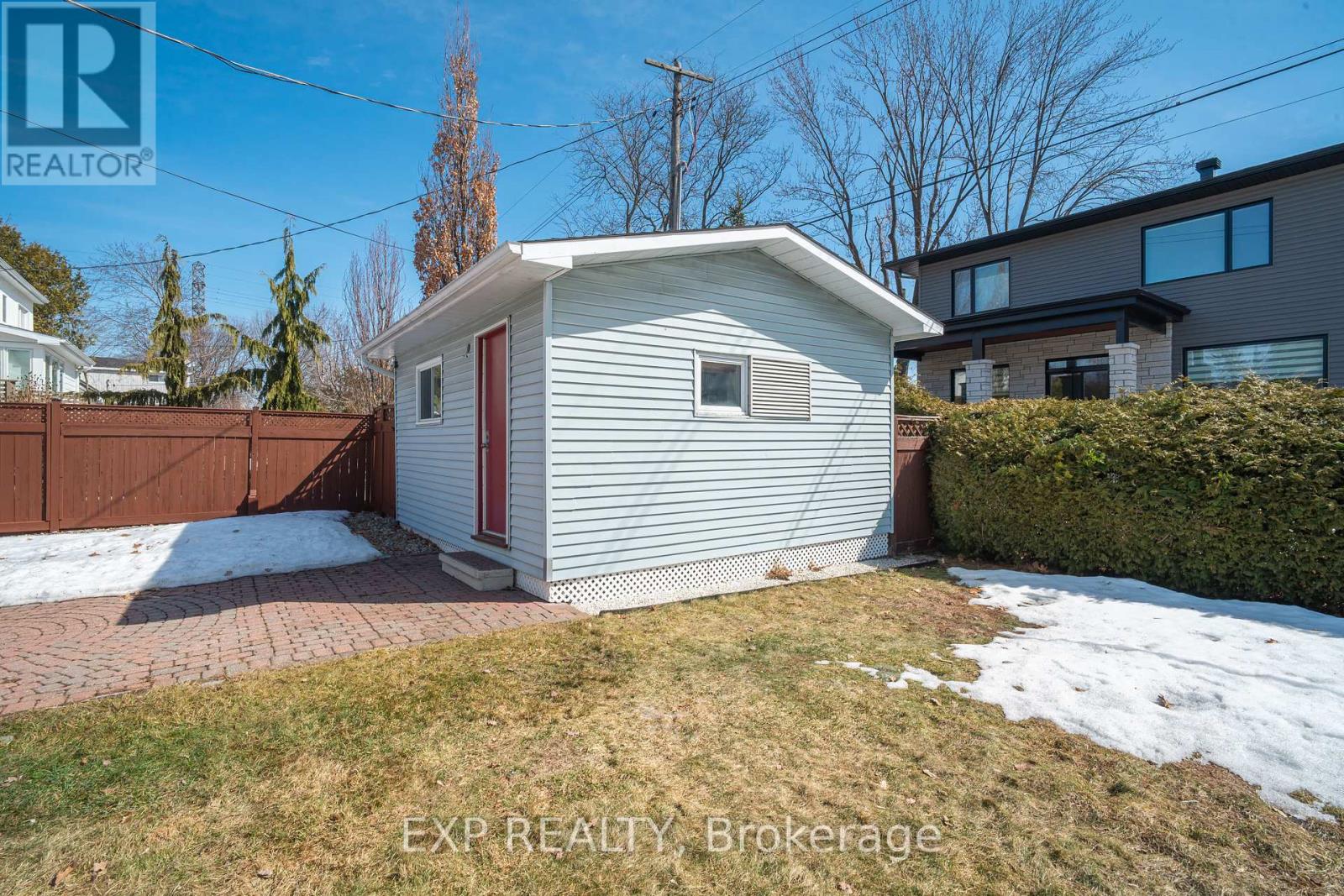 76 COTE DES NEIGES ROAD Ottawa