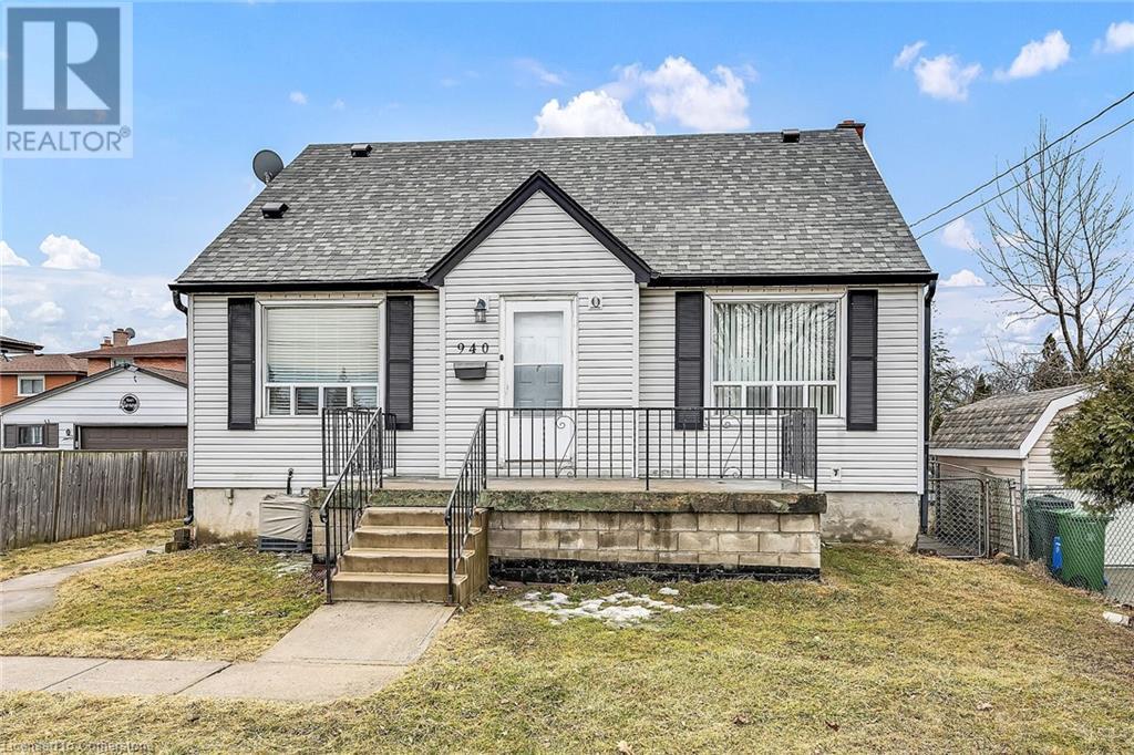 Property at 940 MOHAWK Road E image 1