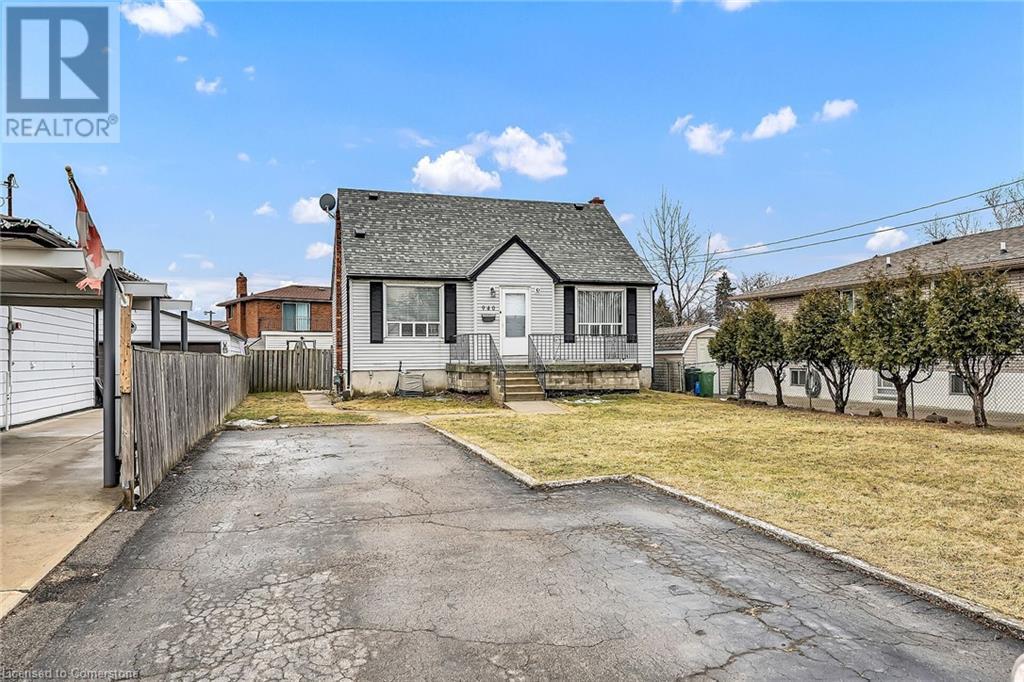 Property at 940 MOHAWK Road E image 4