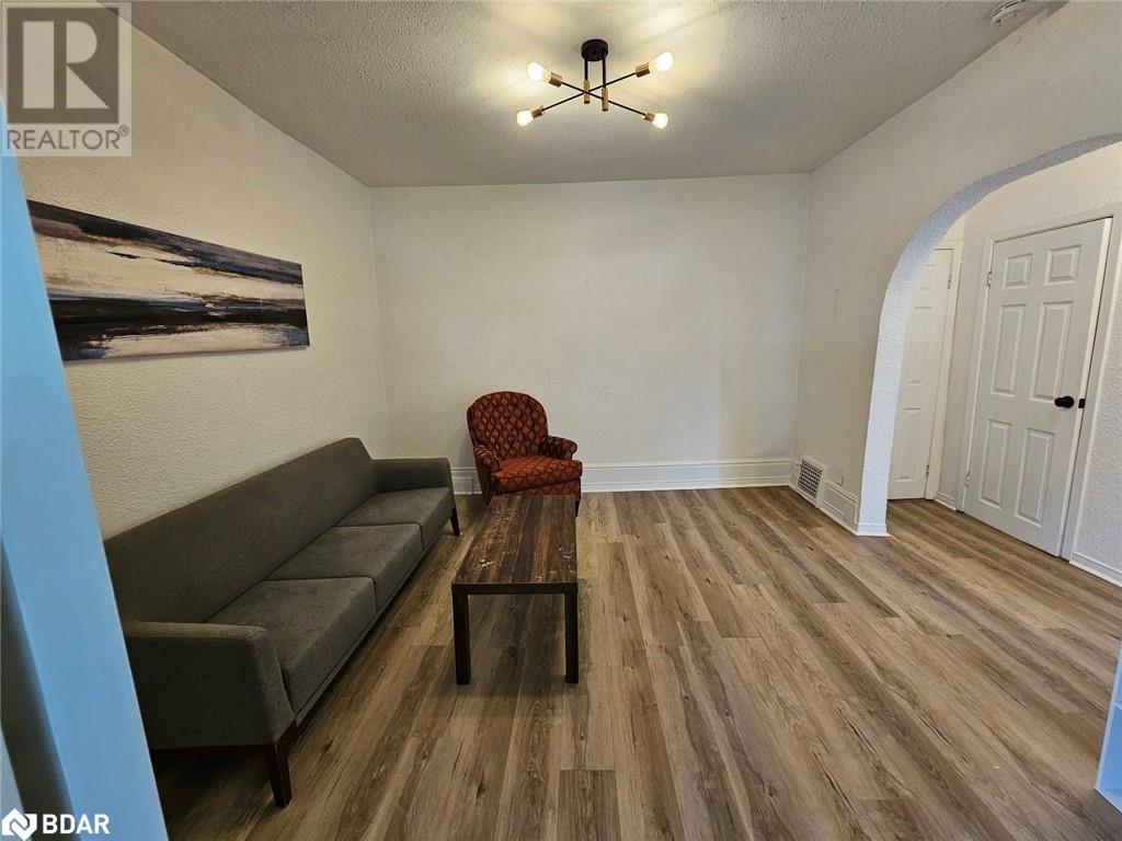 29 Peel Street Unit# 1, Barrie, Ontario  L4M 3K9 - Photo 4 - 40708925