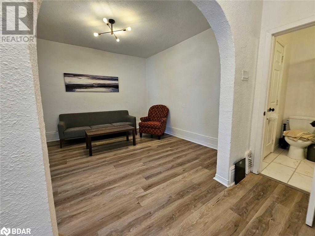 29 Peel Street Unit# 1, Barrie, Ontario  L4M 3K9 - Photo 5 - 40708925