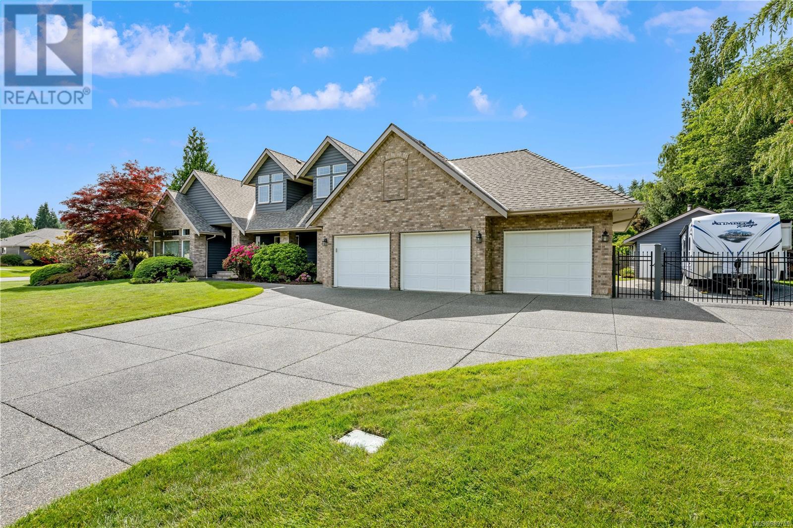 Property at 430 Country Aire Dr image 3