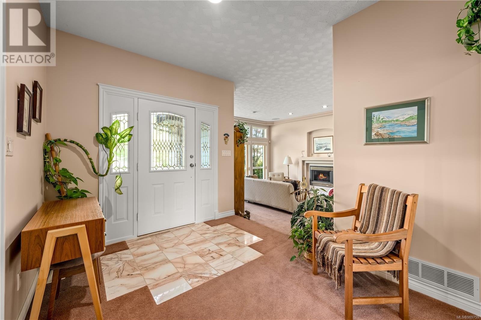 Property at 430 Country Aire Dr image 5