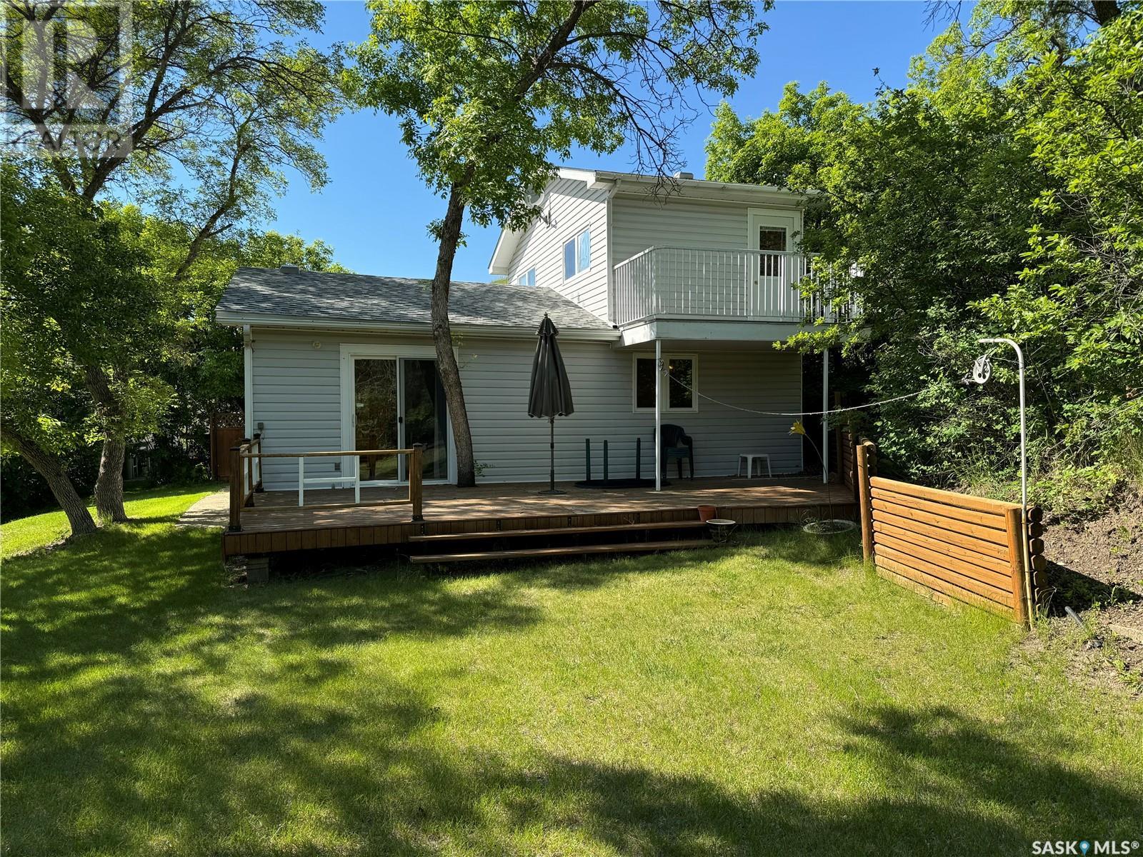 Property at 30 Lakeshore DRIVE image 1