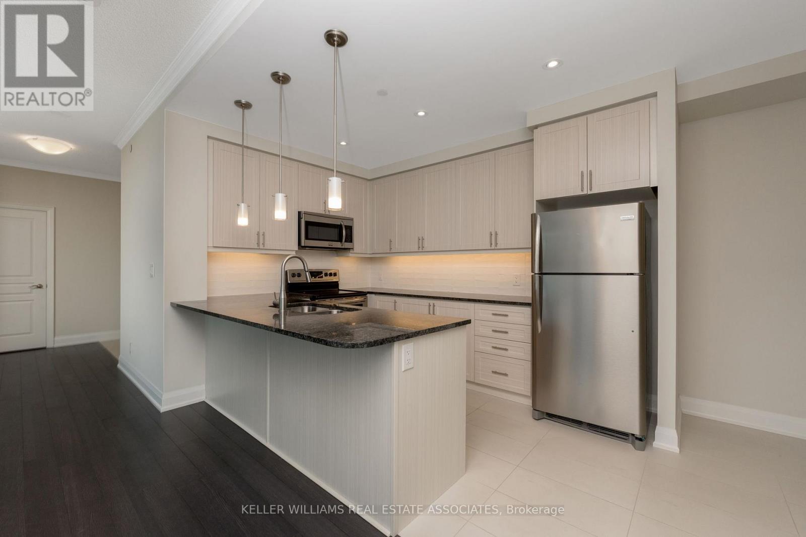 403 - 50 Hall Road, Halton Hills, Ontario  L7G 5G5 - Photo 17 - W12034421
