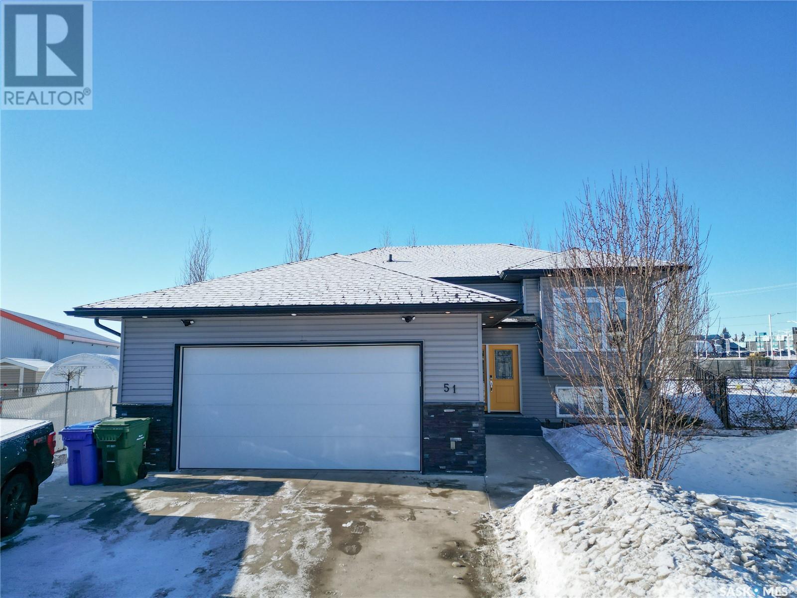 Property at 51 Delorme BAY image 1