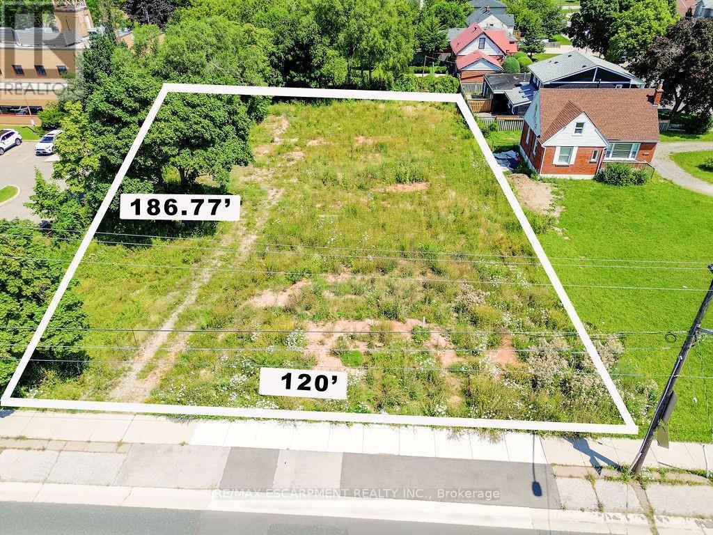 205 HIGHWAY 8, Hamilton, Ontario