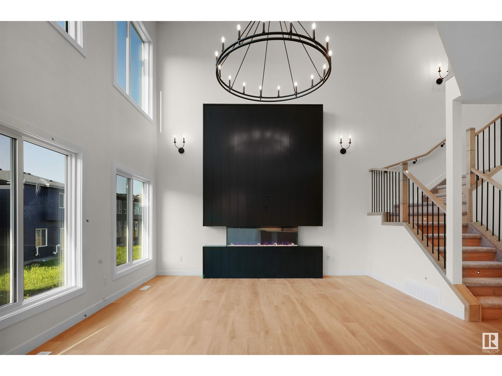 Property at 3310 Chickadee Dr NW image 2