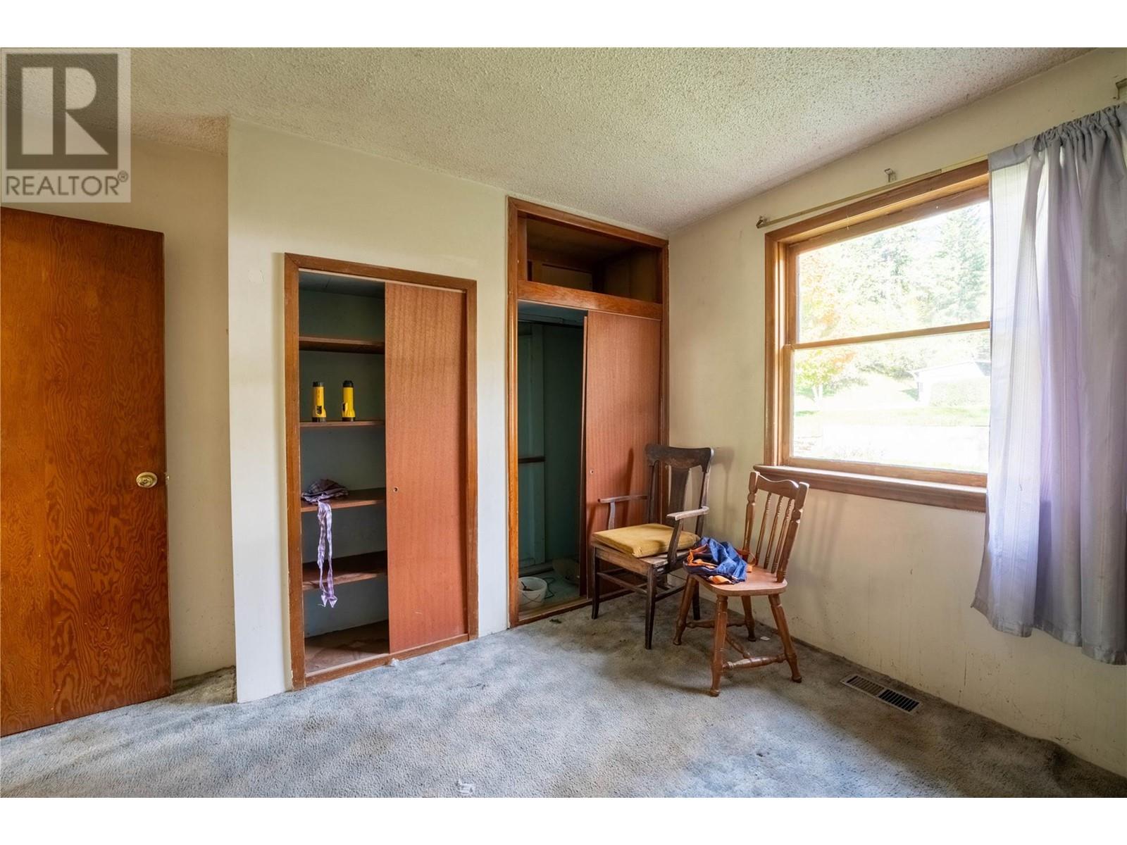 1537 Russel Avenue, Riondel, British Columbia  V0B 2B0 - Photo 16 - 10340061
