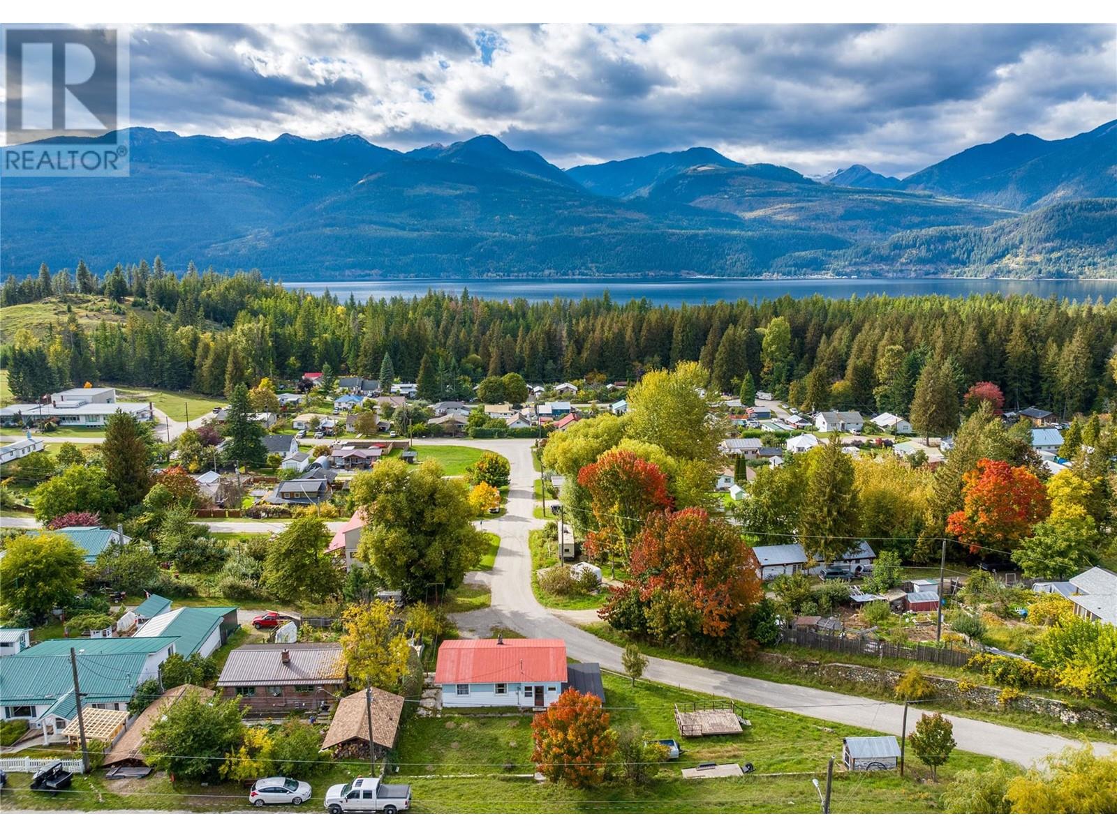 1537 Russel Avenue, Riondel, British Columbia  V0B 2B0 - Photo 23 - 10340061