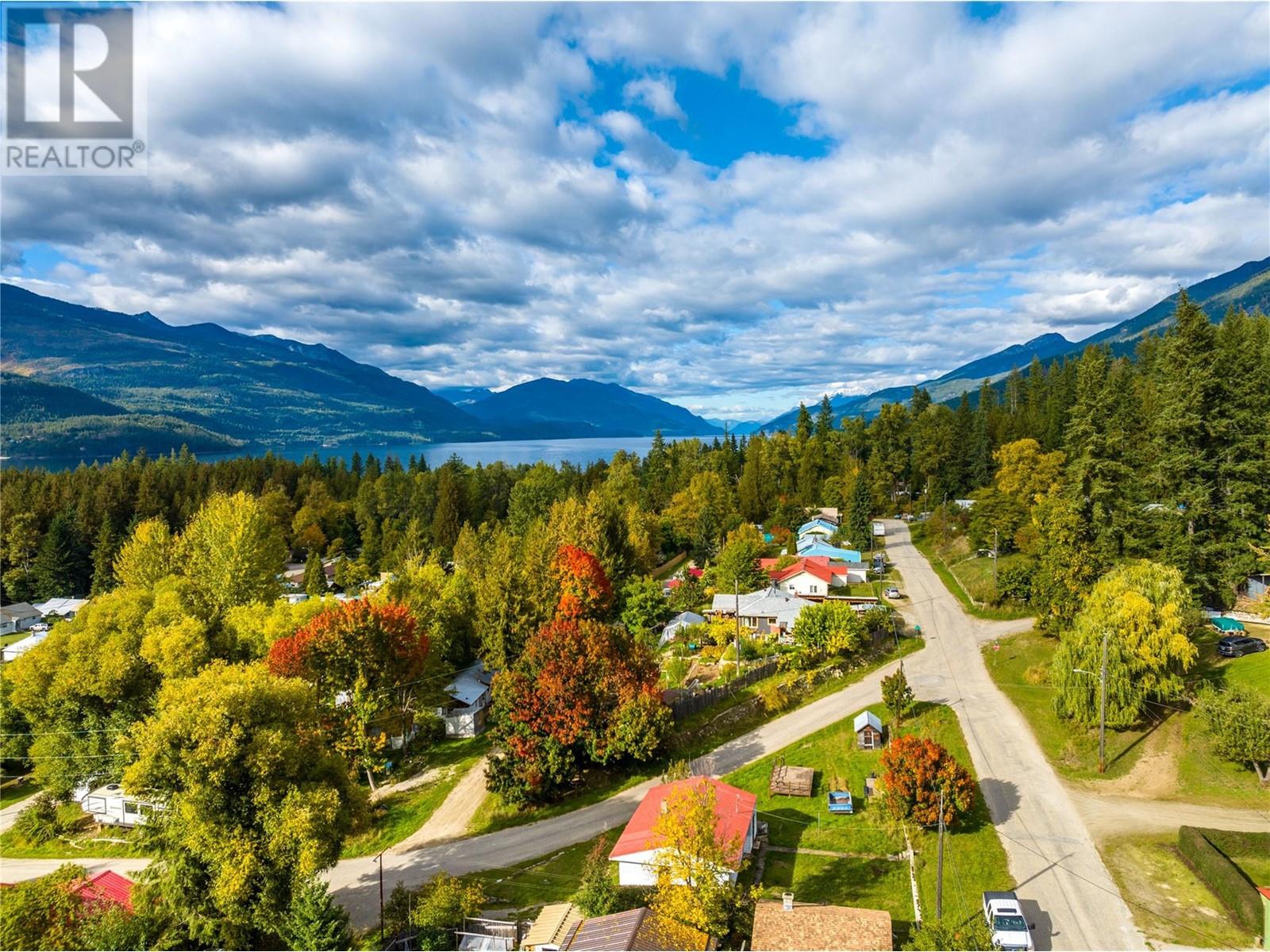 1537 Russel Avenue, Riondel, British Columbia  V0B 2B0 - Photo 25 - 10340061