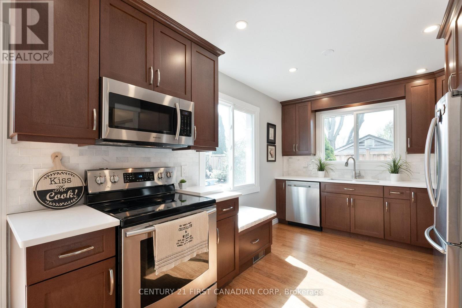 177 Gatineau Road, London South, Ontario  N6K 2Z6 - Photo 8 - X12034544