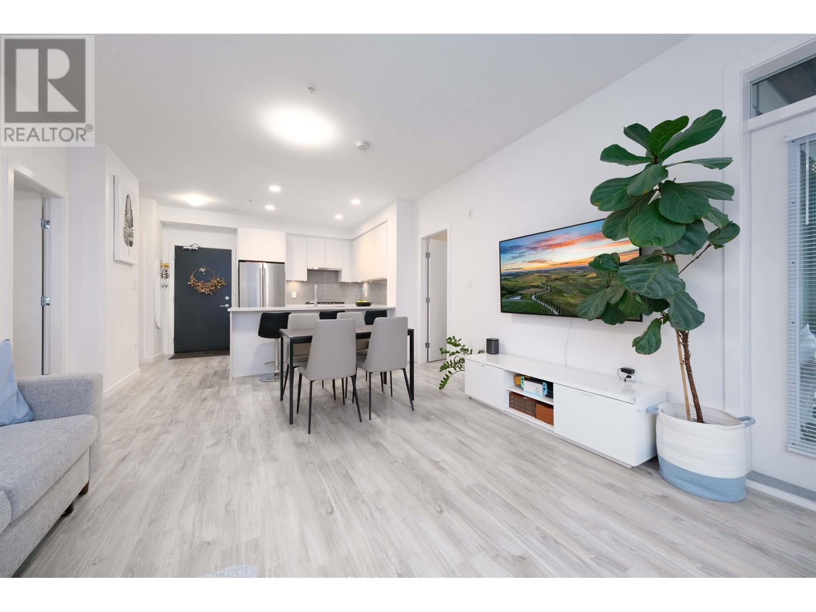 414 621 Regan Avenue, Coquitlam, British Columbia  V3J 0K1 - Photo 10 - R2972176