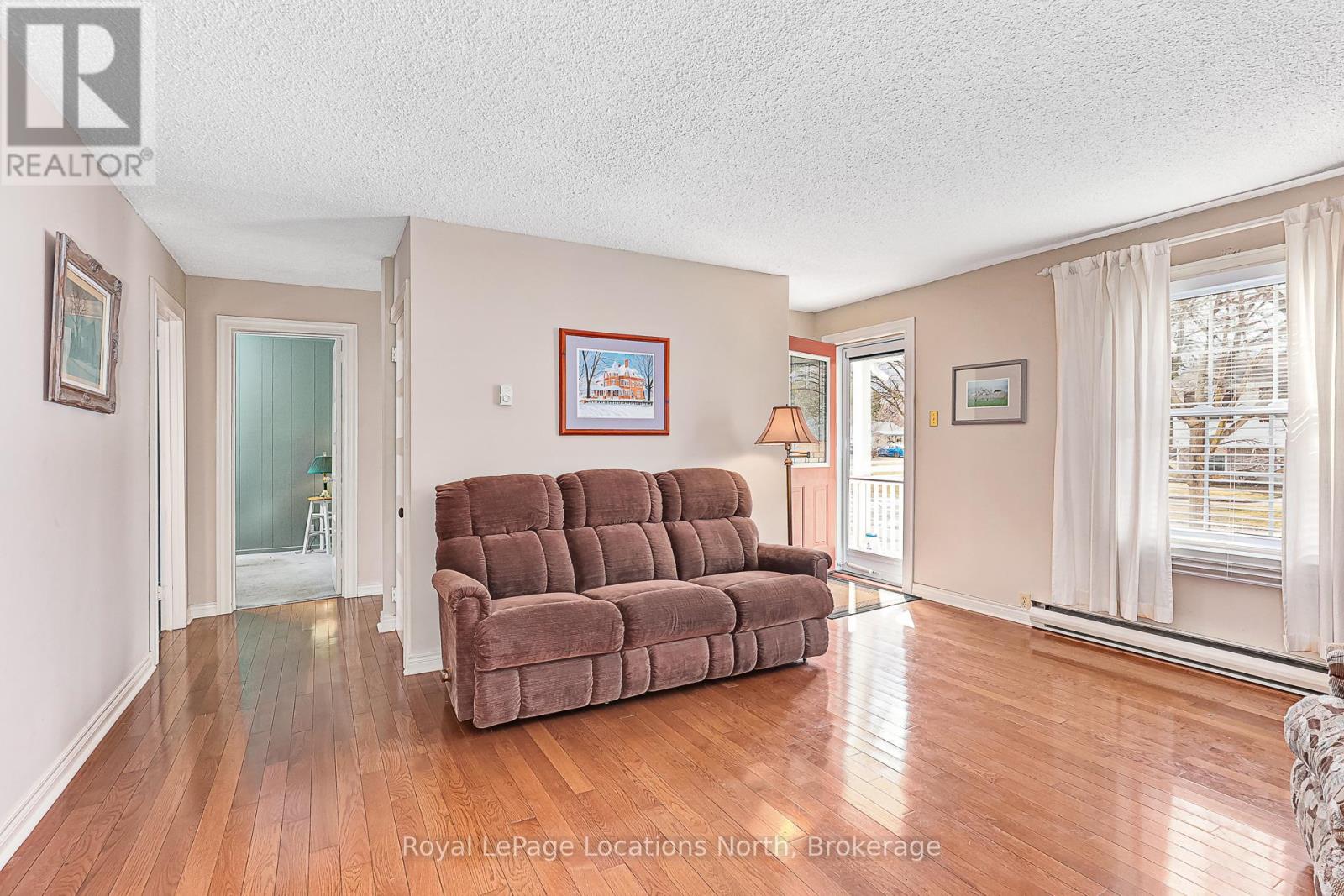 73 Ninth Street, Collingwood, Ontario  L9Y 2G3 - Photo 10 - S12034464