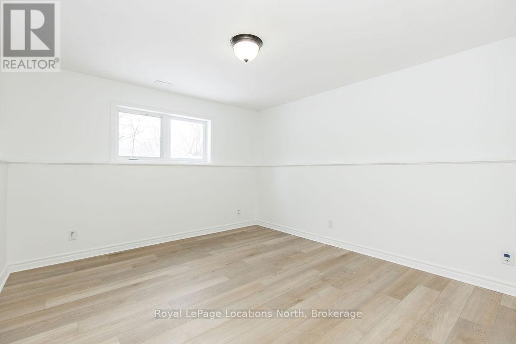42 Club Court, Wasaga Beach, Ontario  L9Z 1M4 - Photo 23 - S12034538