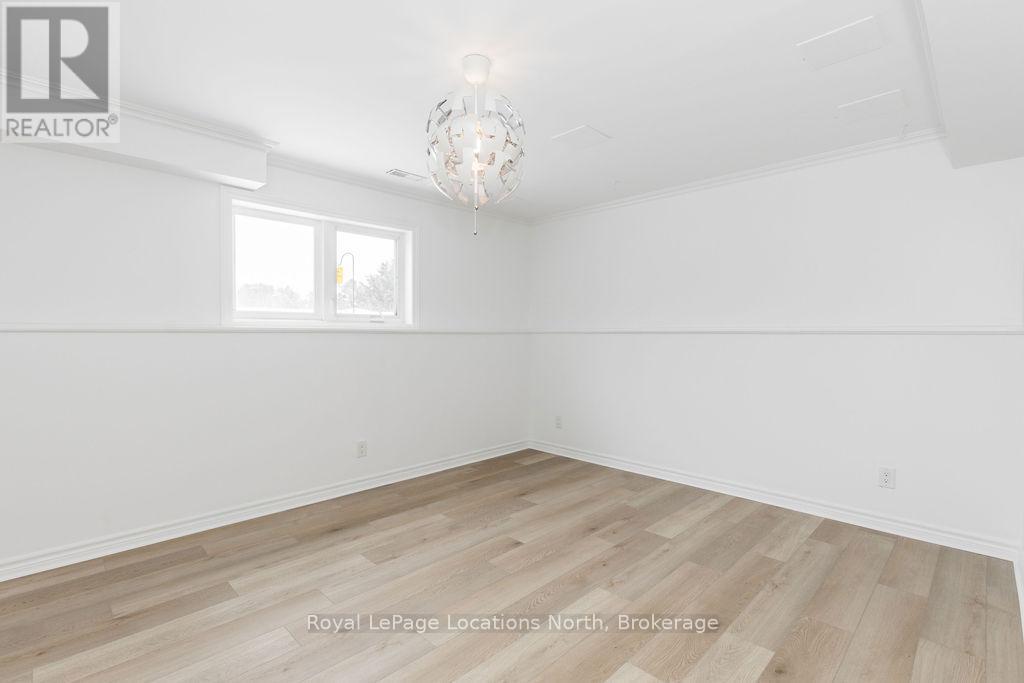 42 Club Court, Wasaga Beach, Ontario  L9Z 1M4 - Photo 26 - S12034538