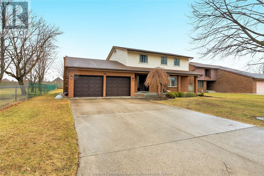 Property at 561 DORSET PARK image 2