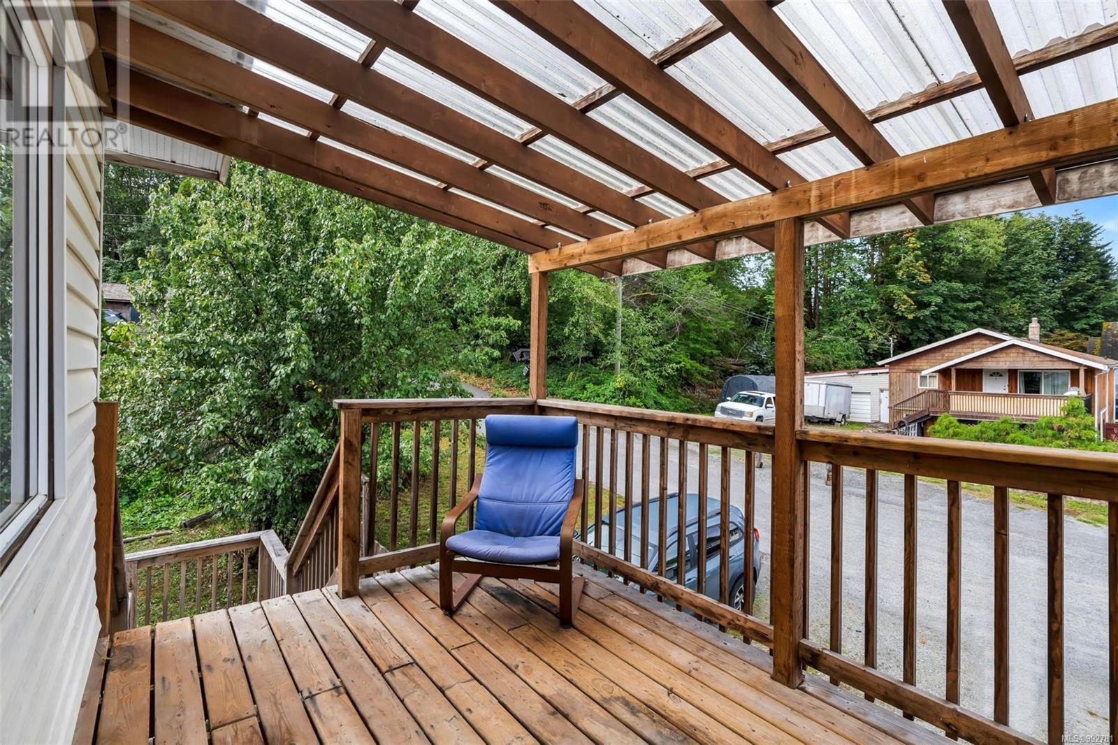 38 Cowichan Ave, Lake Cowichan, British Columbia  V0R 2G0 - Photo 3 - 992781