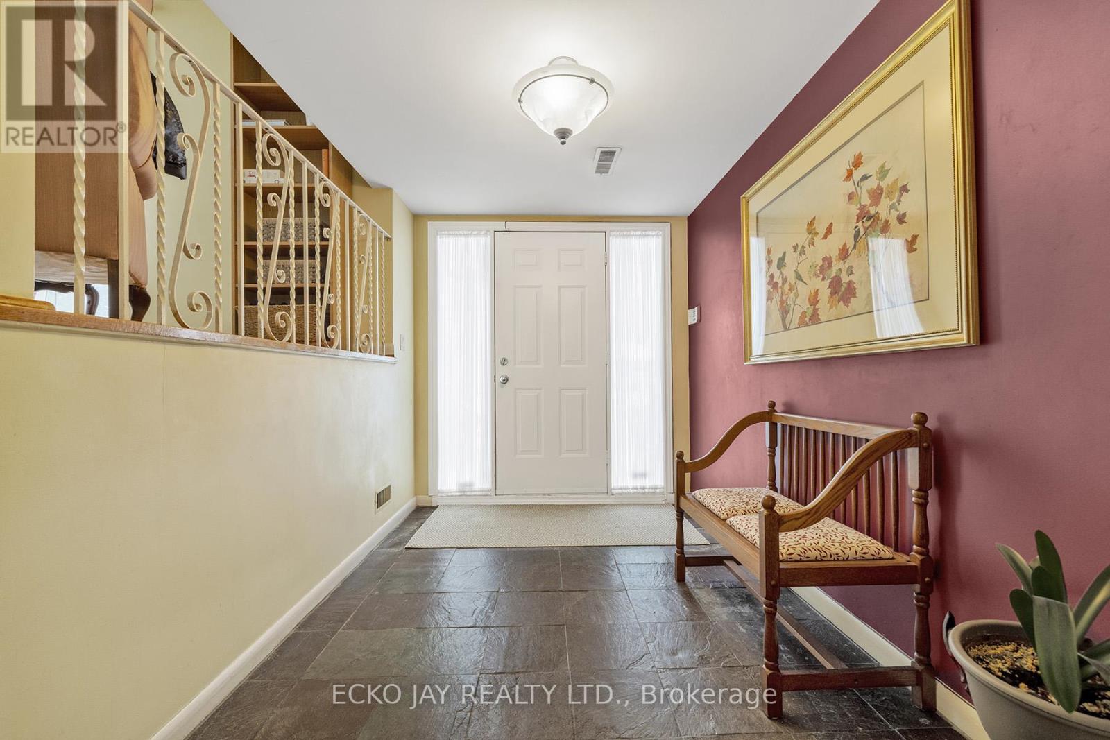 Property at 8 LONGWOOD DRIVE image 3