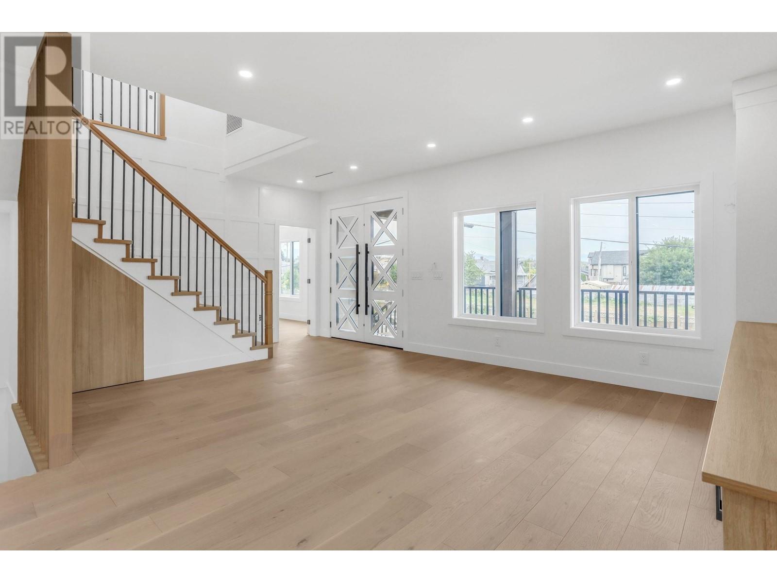 262 Hume Street, New Westminster, British Columbia  V3M 5N5 - Photo 12 - R2978370