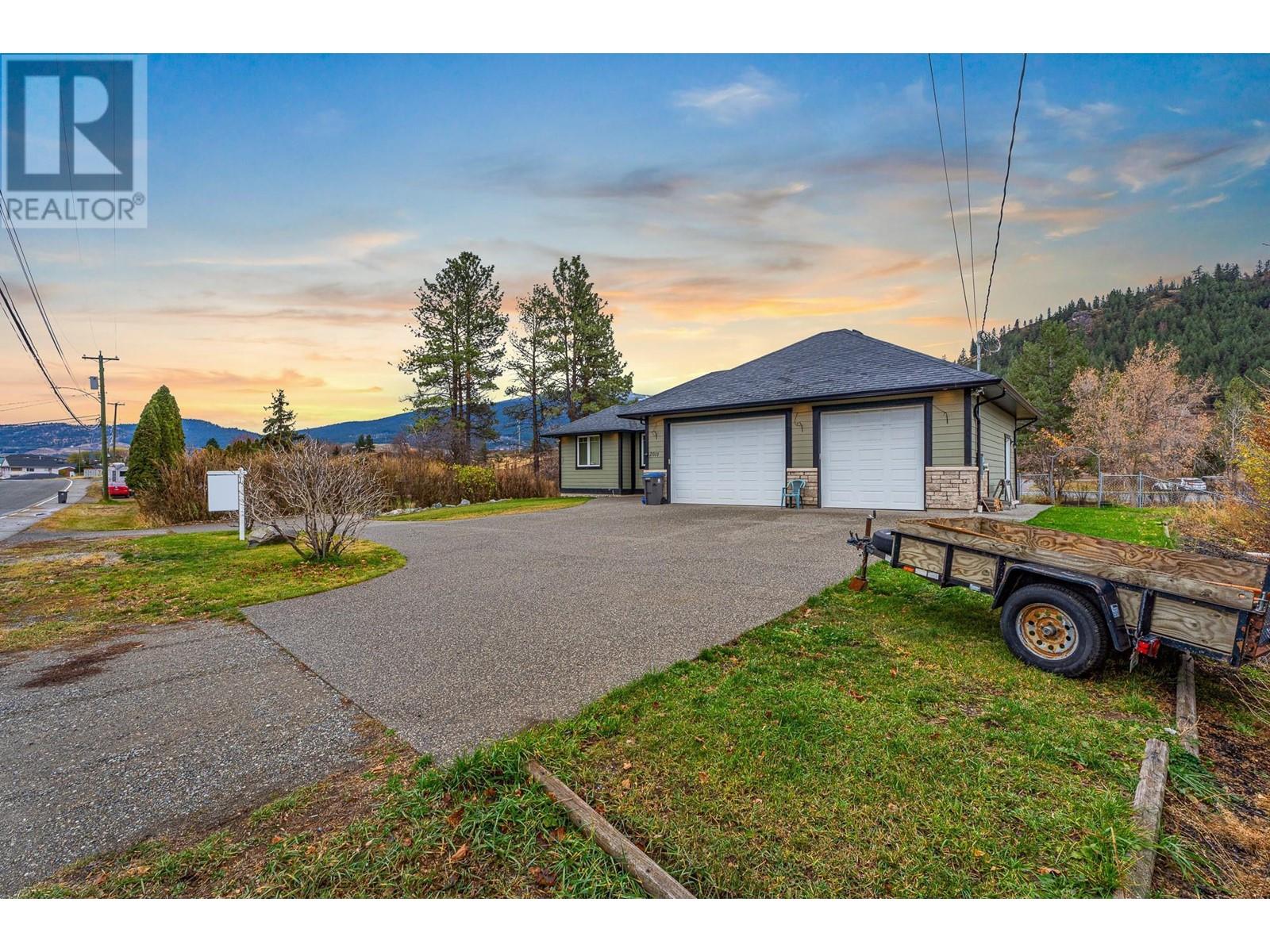 2011 Birch Avenue, Merritt, British Columbia  V1K 1P8 - Photo 53 - 10339842
