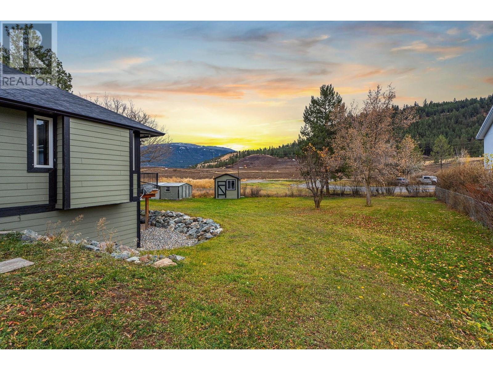 2011 Birch Avenue, Merritt, British Columbia  V1K 1P8 - Photo 51 - 10339842
