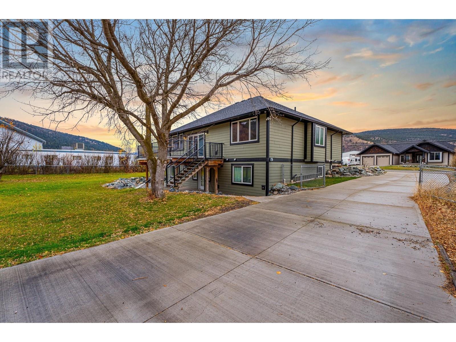 2011 Birch Avenue, Merritt, British Columbia  V1K 1P8 - Photo 47 - 10339842