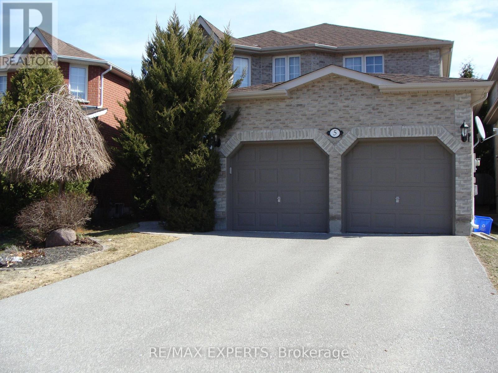 5 Kelsey Crescent, Barrie, Ontario  L4N 0J5 - Photo 1 - S12034562