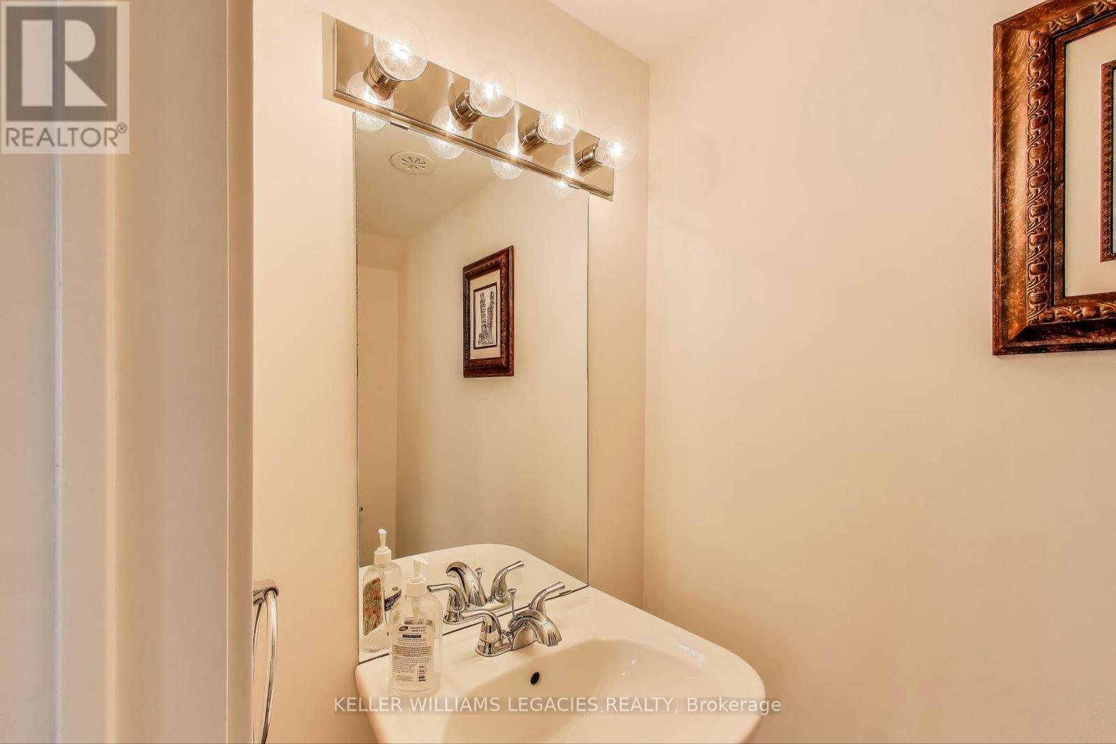 31 - 2335 Sheppard Avenue W, Toronto, Ontario  M9M 0E7 - Photo 11 - W12034455