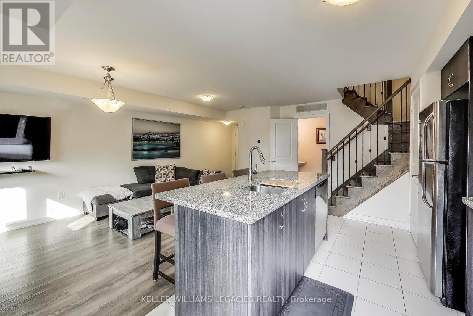 31 - 2335 Sheppard Avenue W, Toronto, Ontario  M9M 0E7 - Photo 9 - W12034455
